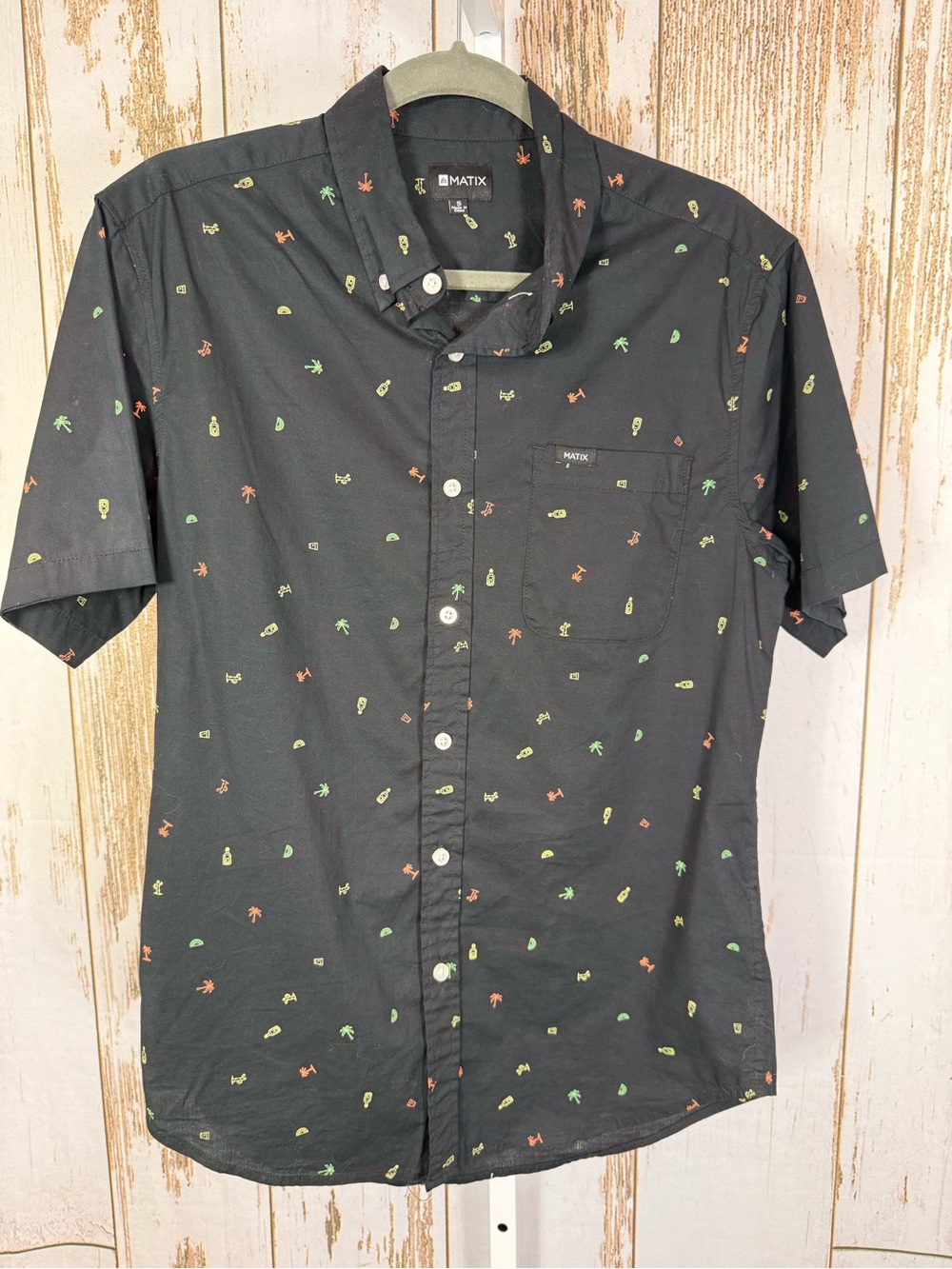 Matix, Fun Summer Print. Size Small. In excellent condition!